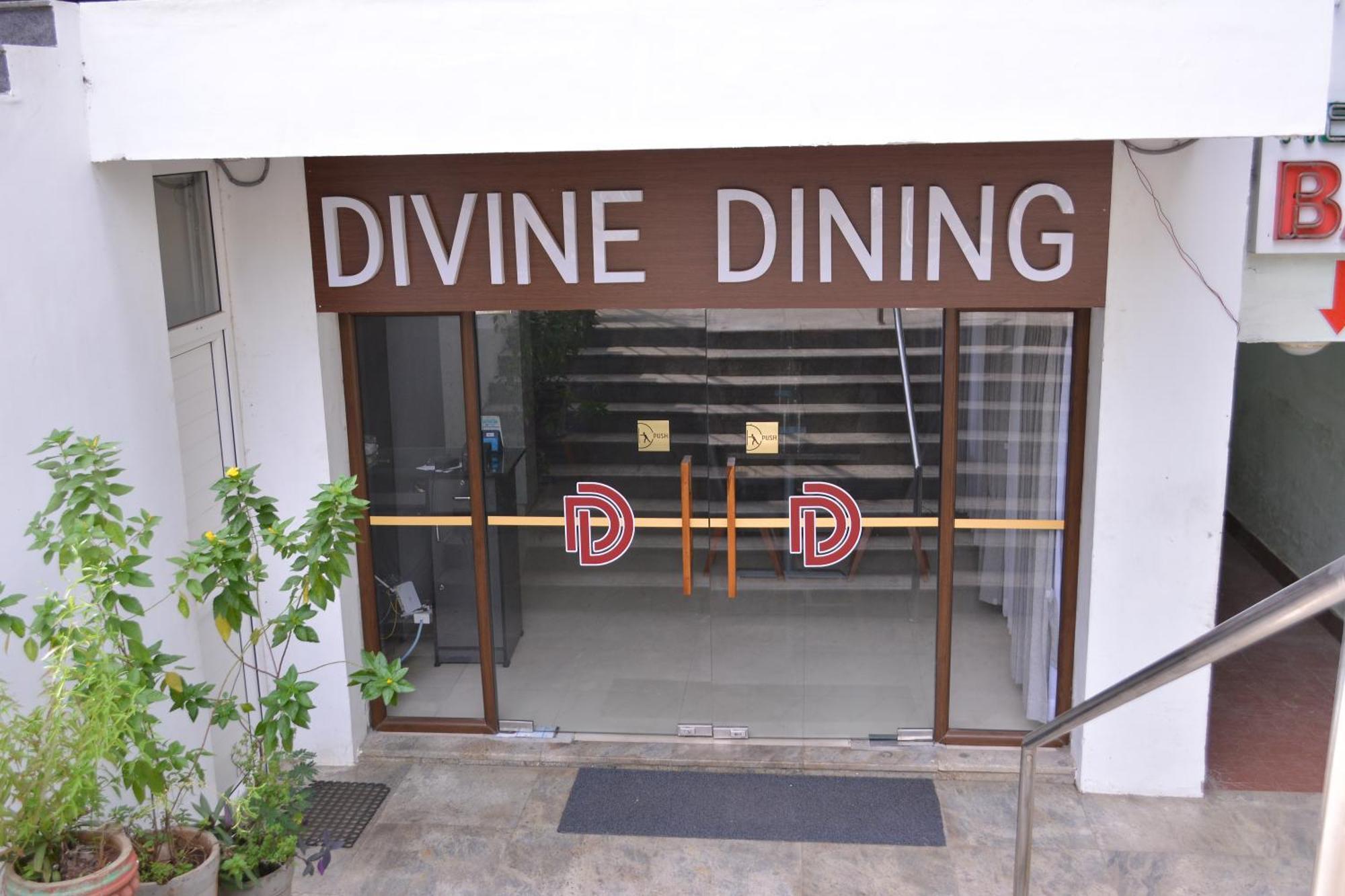 Hotel Geetha International Thoothukudi Kültér fotó