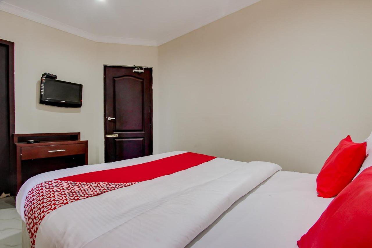 Hotel Geetha International Thoothukudi Kültér fotó